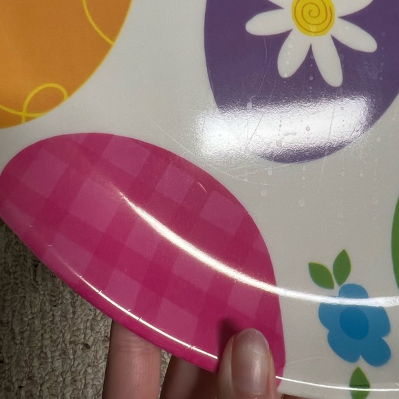 🐣AMSCAN: Easter egg themed, large round serving platter, preowned. - Picture 4 of 8